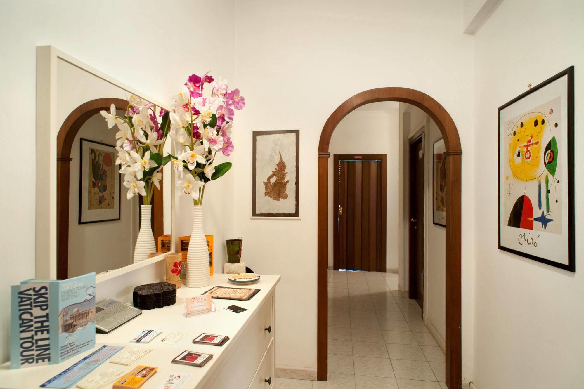 Interno 9 Hotel Roma Exterior foto