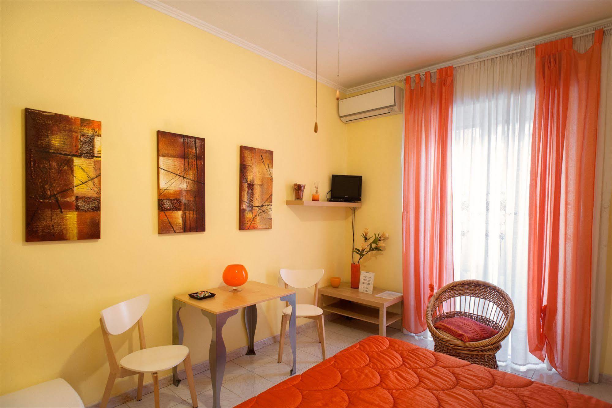 Interno 9 Hotel Roma Exterior foto
